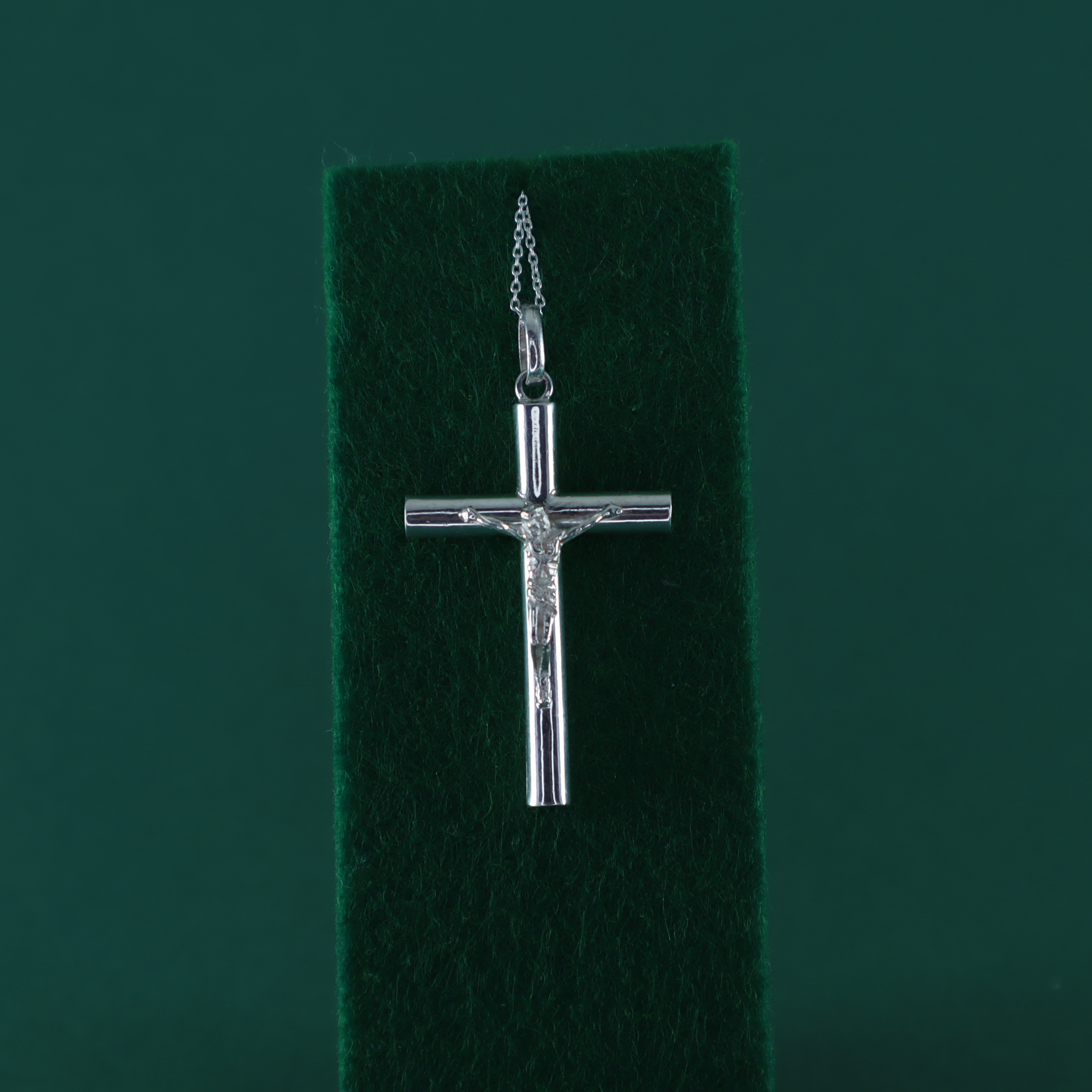 Crucifijo clásico en relieve - Imagen 2