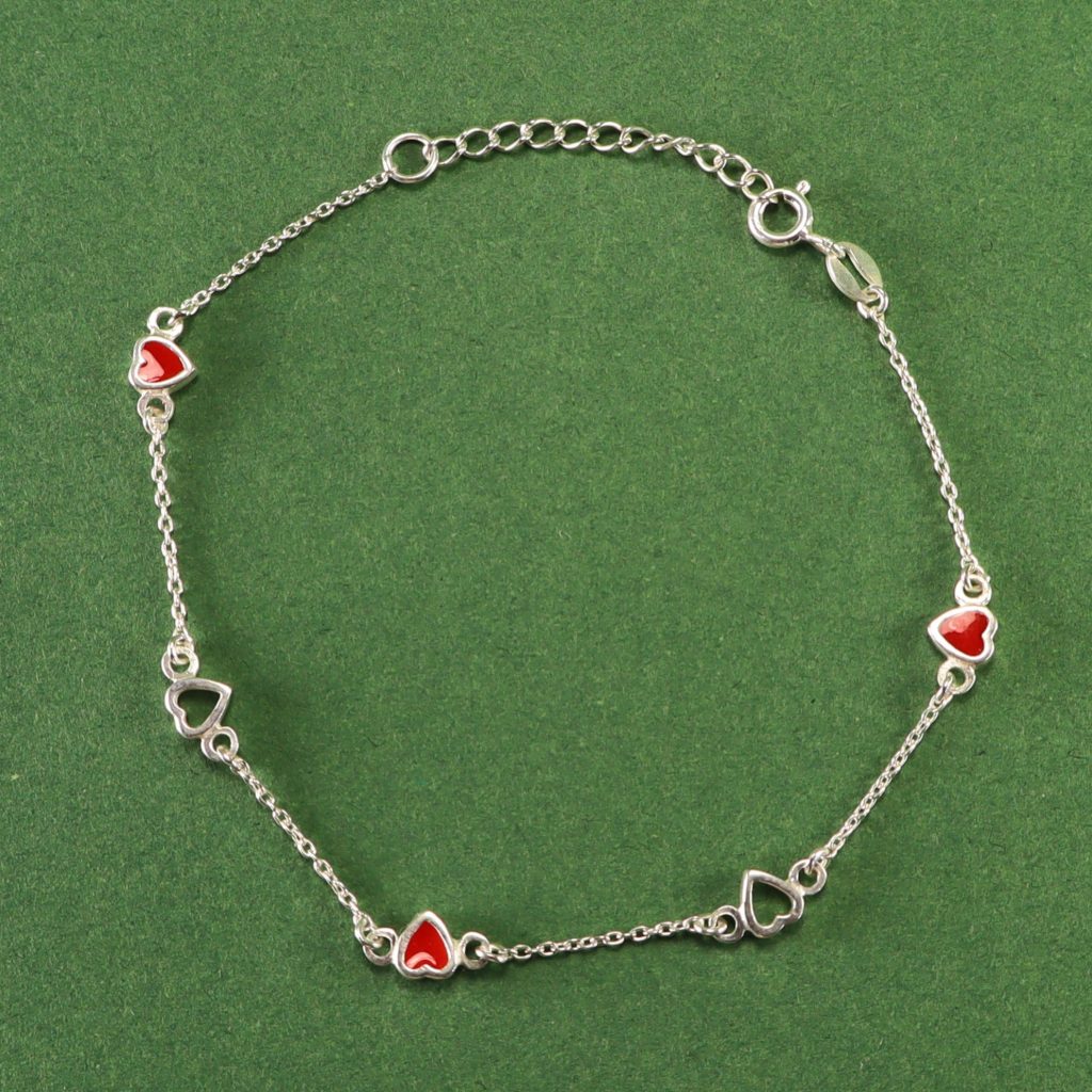 Corazones en cadena
