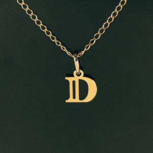Colgante Inicial D 18K