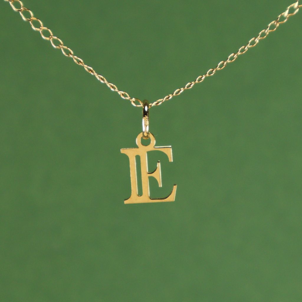Colgante Inicial E 18K