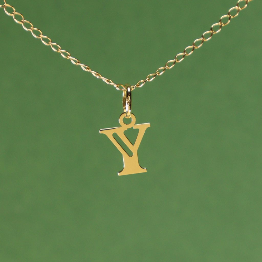 Colgante Inicial Y 18K